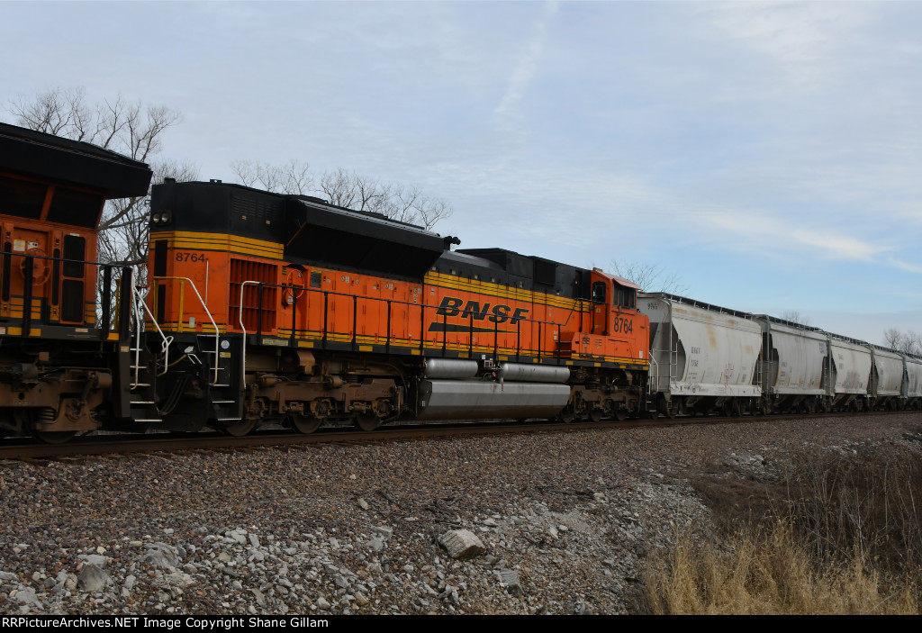 BNSF 8764 Roster shot